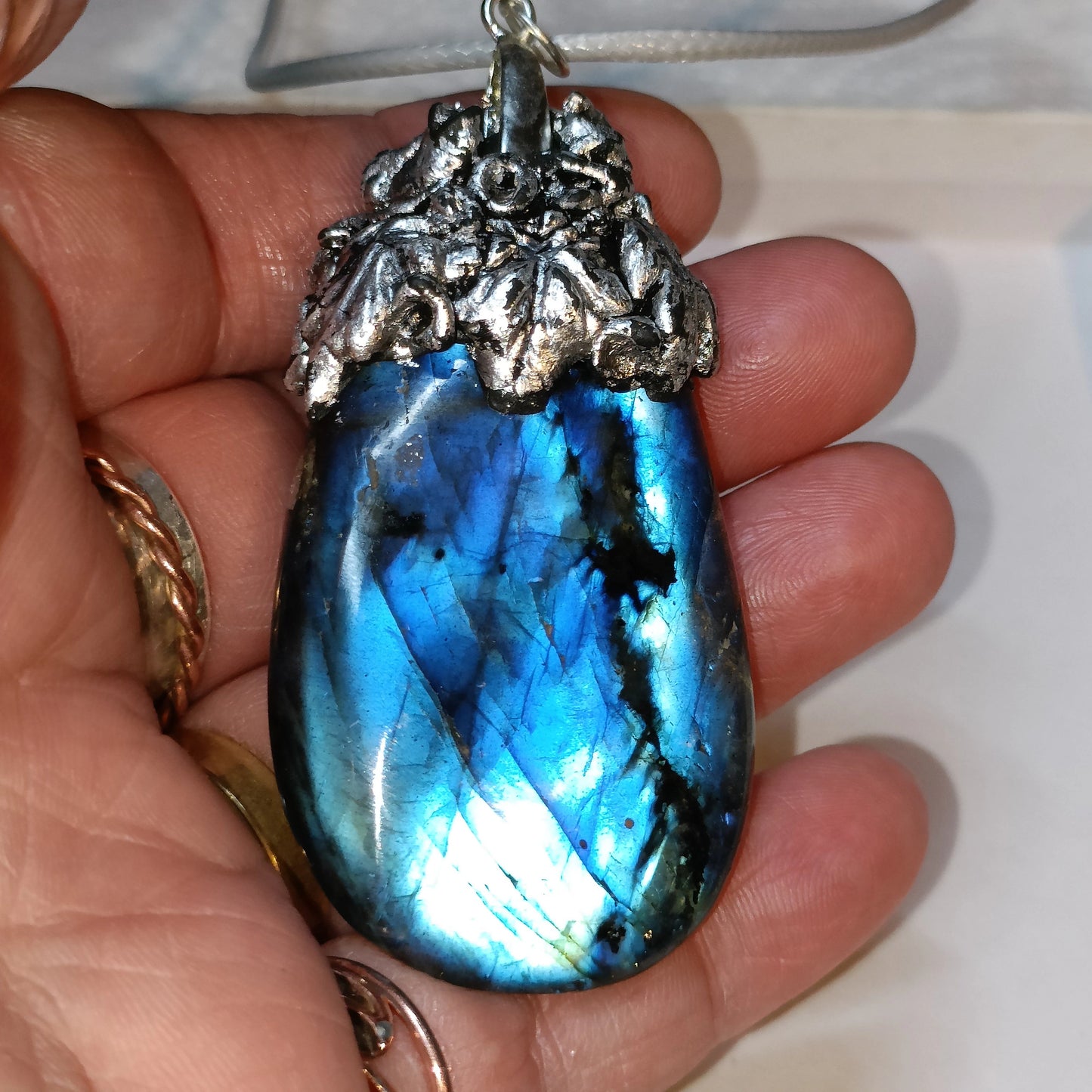 Blue Flash Ocean Labradorite Pendant